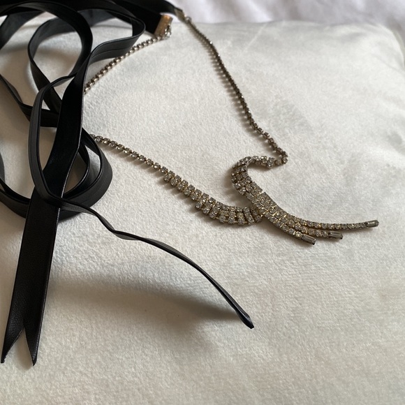 ARMED leather wrap choker - Picture 2 of 5